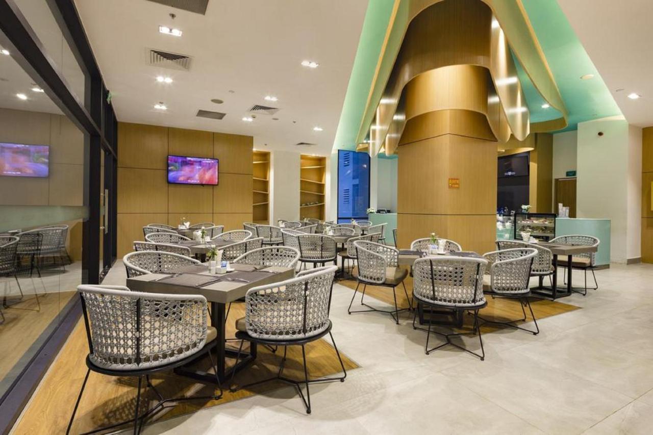 נה טראנג Parama Apartments Balcony Beachfront מראה חיצוני תמונה