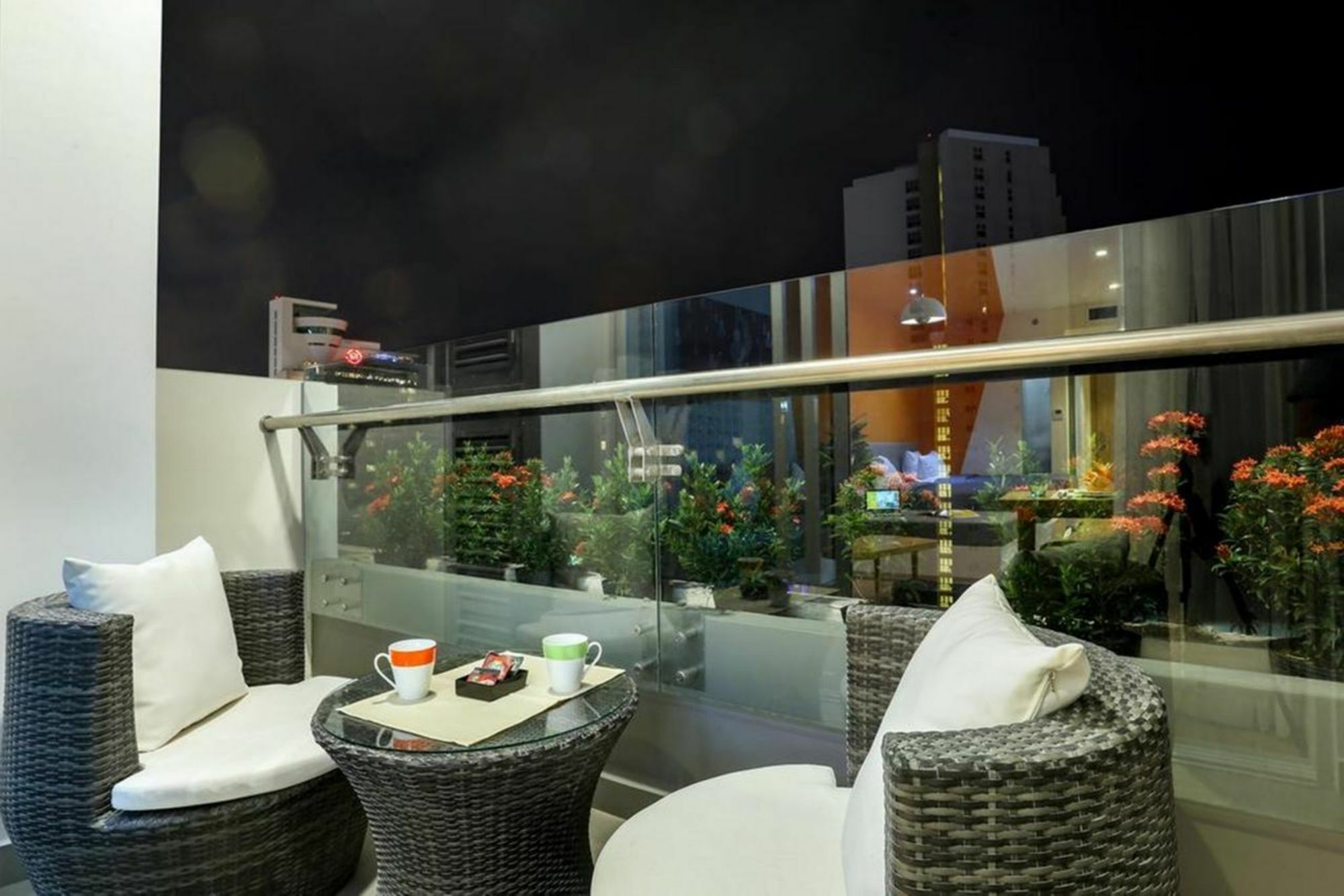 נה טראנג Parama Apartments Balcony Beachfront מראה חיצוני תמונה